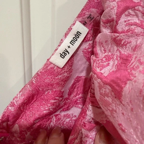 Pink Floral Ruffle V-Neck Mini Dress - Picture 2 of 7